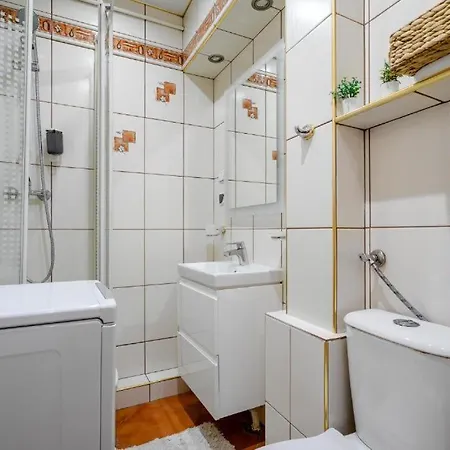 Apartment Comfort Near Old Town - Solidarnosci
